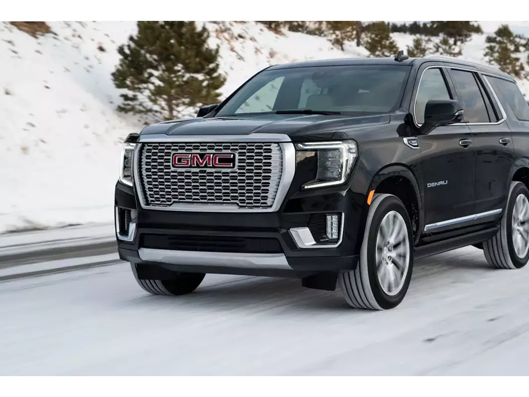 SUV GMC SNow